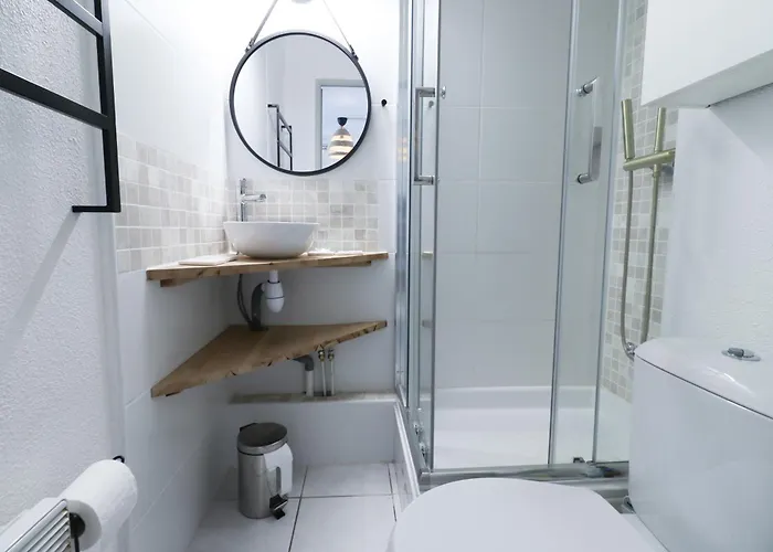 Charma By Pom, Clim, Pkg, Piscine *